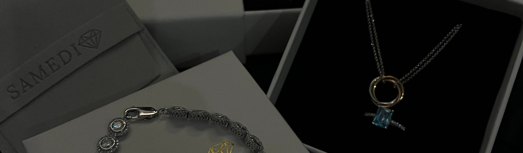 Women's Necklaces