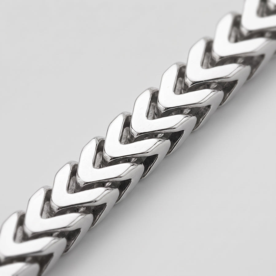 Close-up of the square V links on the Keystone Franco Bracelet